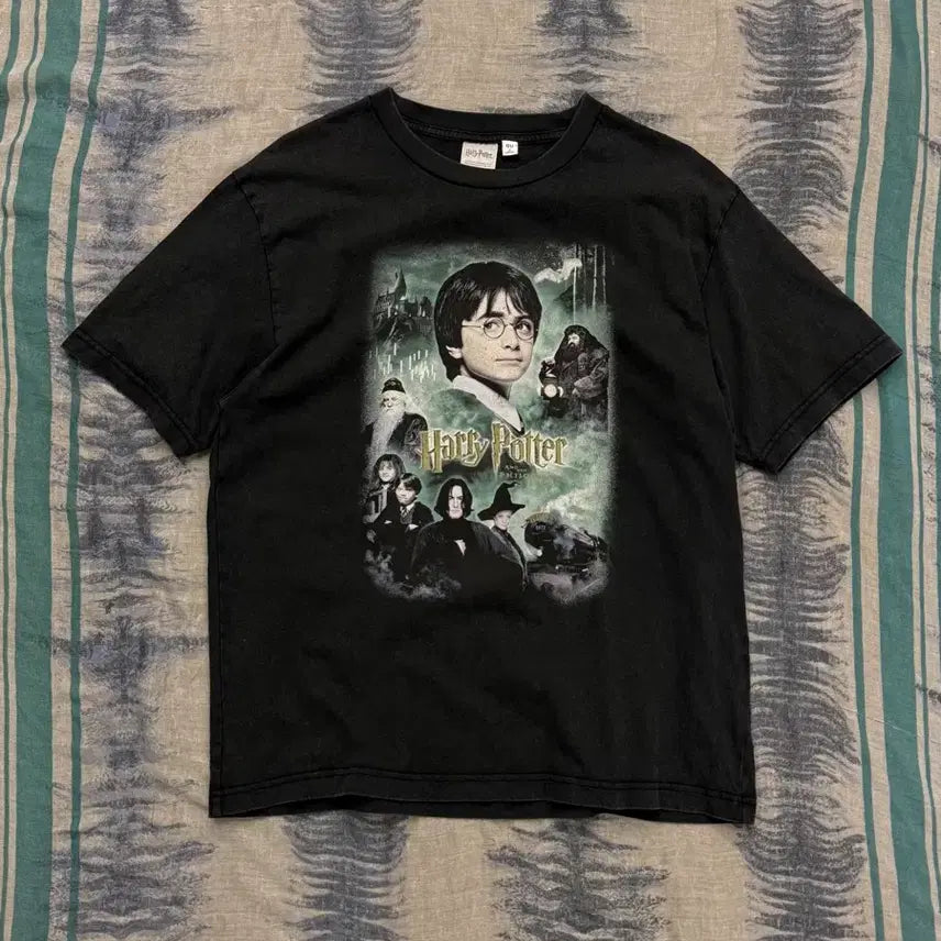 [BUNJANG] GU x Harry Potter Collaboration T-Shirt / M) GU x Harry Potter 반팔 티셔츠