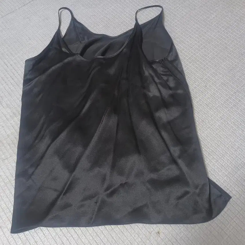 [BUNJANG] Stand Alone Sleeveless Top Size 1 / 스탠드얼론 나시티 사이즈1