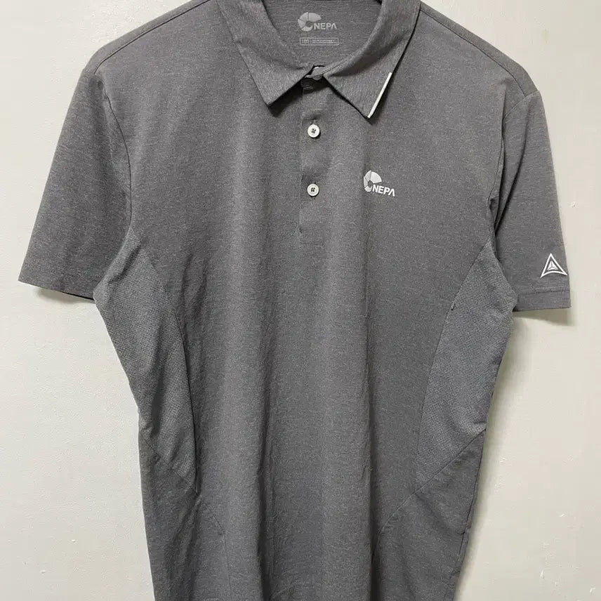 [BUNJANG] NEPA Functional Stretch Short-Sleeve Collar T-Shirt / 100 NEPA 네파 기능성 스판 반팔 카라티 정품