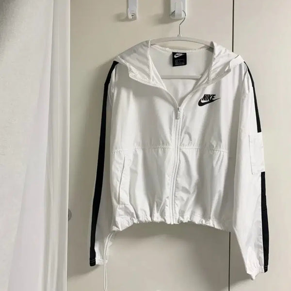 [BUNJANG] Nike Cropped Windbreaker Jacket / 나이키 바람막이