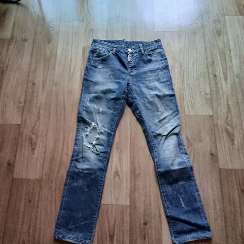 [BUNJANG] DSQUARED2 Cool Girl Fit Jeans Vintage Wash Damage / 디스퀘어드2 청바지 쿨걸 핏 빈티지 워싱 데미지