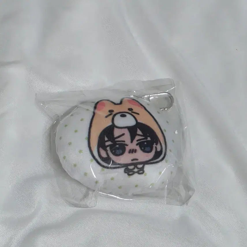 [BUNJANG] Attack on Titan Erwin Smith & Levi Ackerman Double-Sided Cushion Keychain (Sealed) / [미개봉] 진격의거인 진격거 에루리 쿠션키링 양면 엘빈 리바이 키링