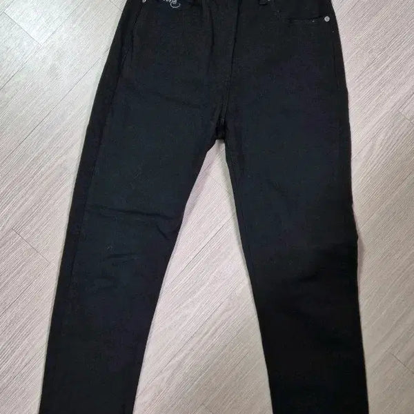 [BUNJANG] TIME Embroidered Patch Black Denim Pants / 22년 타임 자수 패치 블랙 데님 팬츠