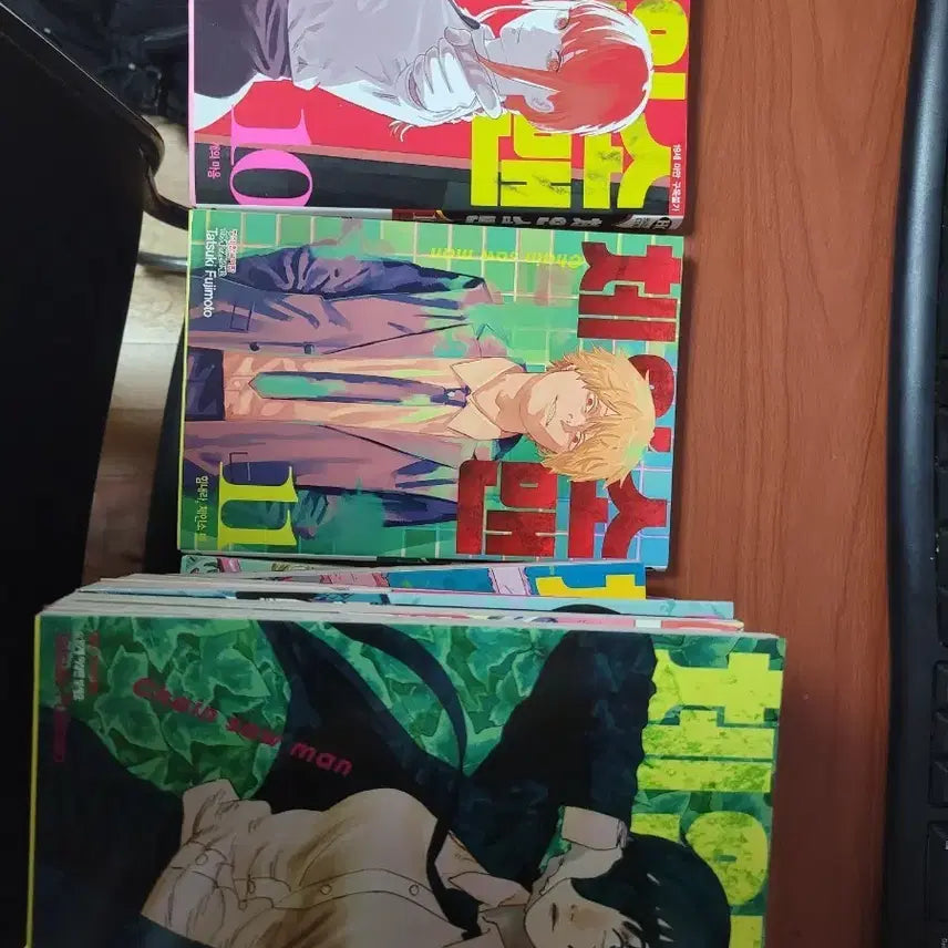 [BUNJANG] Chainsaw Man Manga Complete Set Volumes 1-11 + Buddy Stories / 체인소맨 만화책 1권~11권+서비스 한권