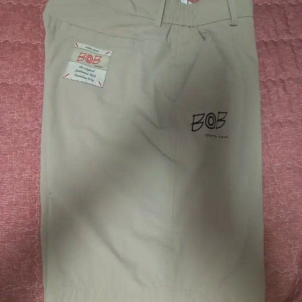 [BUNJANG] BOB Beige Logo Play Shorts / BOB 베이지색 반바지