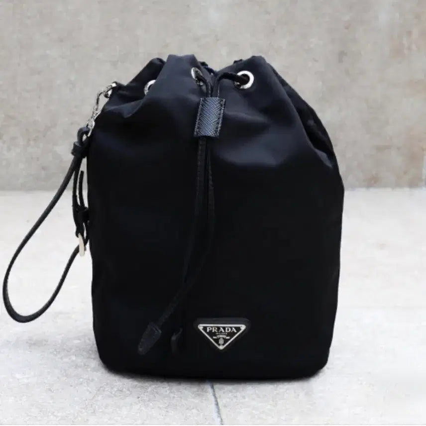 [BUNJANG] Prada Re-Nylon Bucket Bag / 프라다 리나일론 복조리백