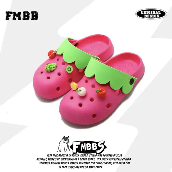 [BUNJANG] Hot Pink Strawberry Crocs-style Slip-on Slippers / 양산형 지뢰계 핫핑크 딸기 슬리퍼 크록스형