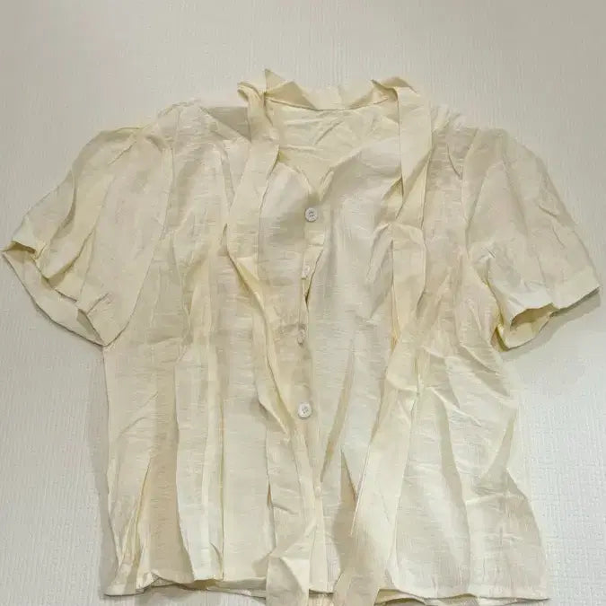 [BUNJANG] Cream Tie Blouse / (새상품)크림색 타이 블라우스