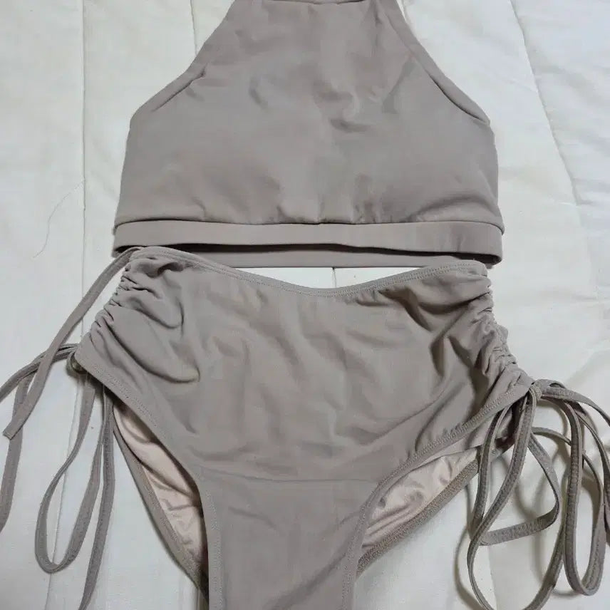 [BUNJANG] Kelly Sports Pole Wear S Size Beige / 켈리스포츠 폴웨어 S사이즈