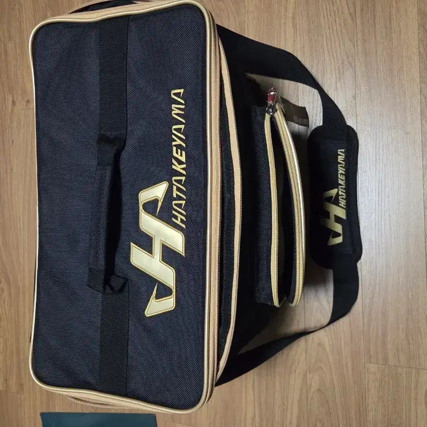 [BUNJANG] Hataiyami Baseball Glove Bag / 하타케야마 글러브가방