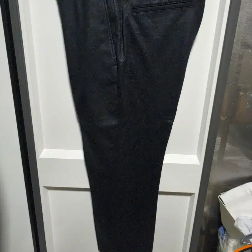 [BUNJANG] Theory 24FW Black Banding Slacks / 띠어리 24fw 블랙 밴딩 슬랙스 (겨울)