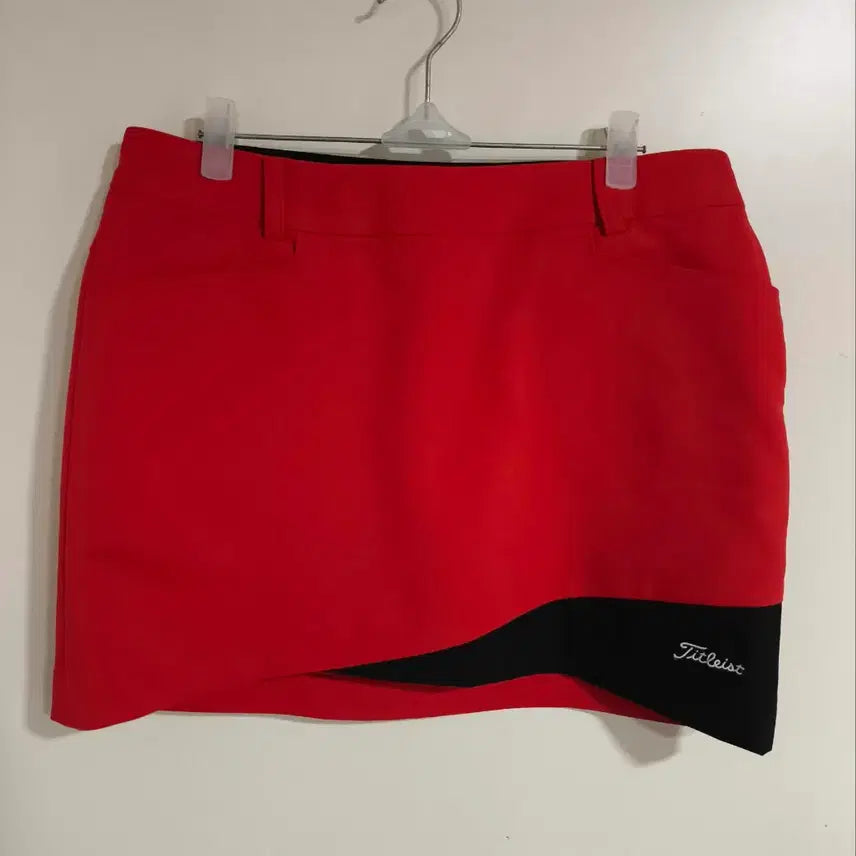 [BUNJANG] Titleist 28-inch Golf Skirt / 28인치 타이틀리스트 골프스커트