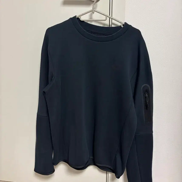 [BUNJANG] Nike Tech Fleece Sweatshirt M / 나이키 검정 테크팩 맨투맨 M
