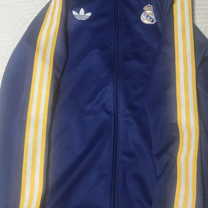 [BUNJANG] Real Madrid Track Top XL / 레알마드리드 트랙탑 판매합니다