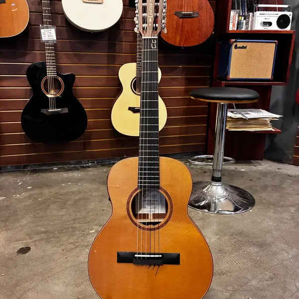 [BUNJANG] Crafter Yoon Ddanddan Signature Mini Classical Guitar / [전국 택배 가능] 크래프터 윤딴딴 시그니처 미니 클래식 기타