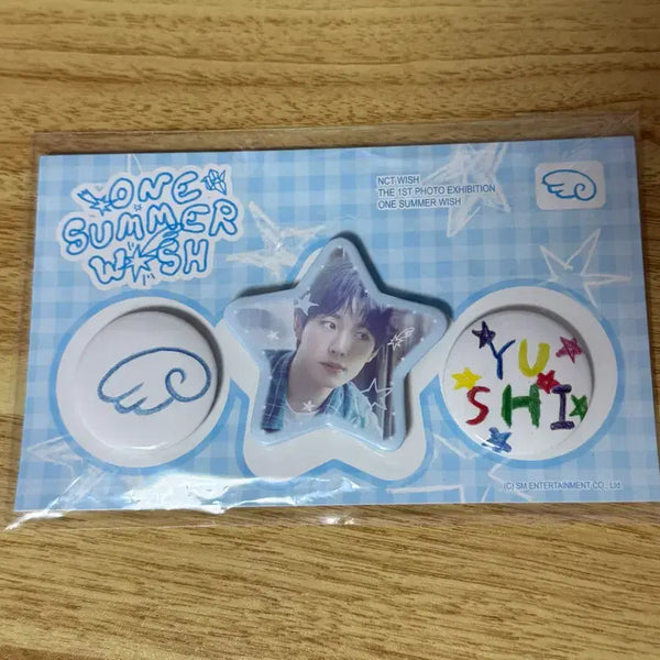 [BUNJANG] NCT WISH One Summer Wish Exhibition Pin Button Badge Yushi Version / 엔시티위시 원서머위시 전시 핀버튼 뱃지 유우시버전