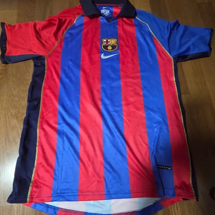 [BUNJANG] Barcelona Ronaldinho Jersey / 바르셀로나 호나우지뉴 유니폼