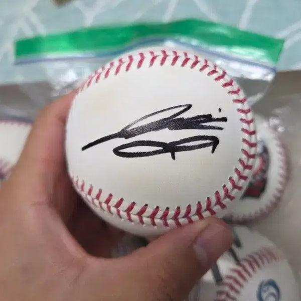 [BUNJANG] Ryu Hyun-jin 2026 WBC Official Baseball Autographed / 류현진선수 2026 wbc 공인구 싸인볼