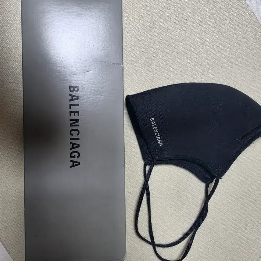 [BUNJANG] Balenciaga Mask Black / 발렌시아가 마스크