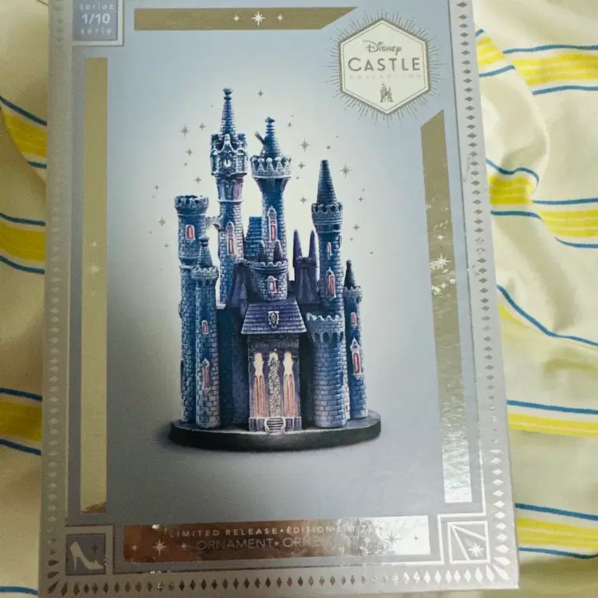 [BUNJANG] Disney Castle Collection Ornament Limited Edition / 디즈니 성 컬렉션 오너먼트 한정판