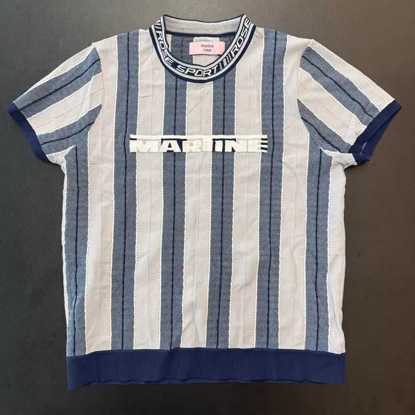 [BUNJANG] Martine Rose Knitted Logo Tight T-Shirt Blue / MARTINE ROSE KNITTED LOGO TIGHT T-SHIRT 마틴 로즈 니티드 로고 타이트 티셔츠 블루