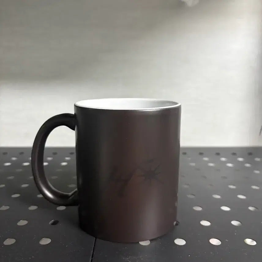 [BUNJANG] Hebi Mug Cup / Hebi 머그컵