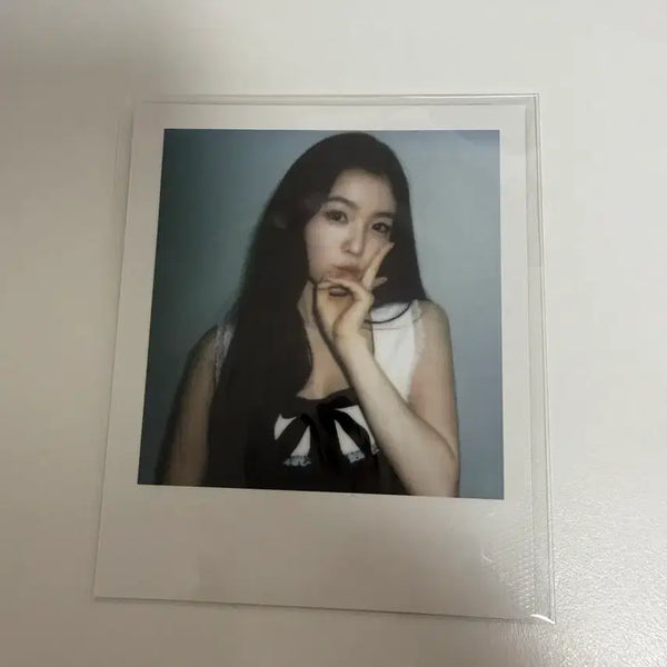 [BUNJANG] Red Velvet 2024 Season's Greetings Irene Polaroid / 레드벨벳 2024 시즌그리팅 시그 아이린 폴라로이드