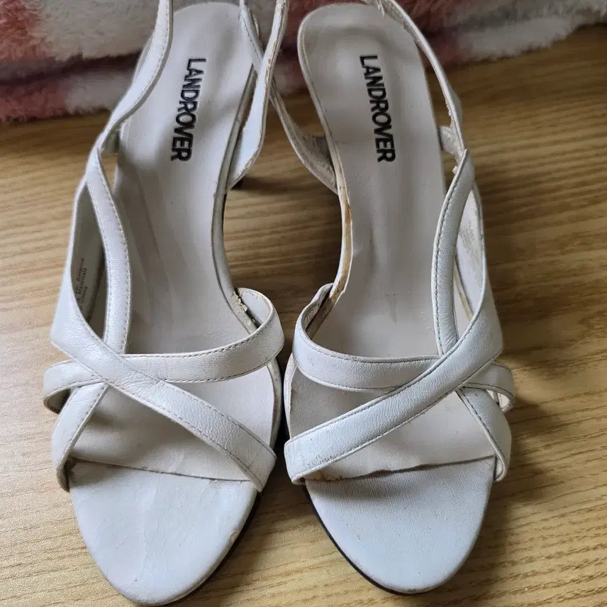 [BUNJANG] Land Rover Women's Sandals (White) / (중고) 여성 샌들 힐