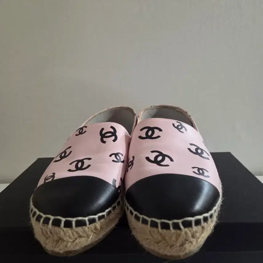 [BUNJANG] Chanel Espadrilles Pink/Black Size 35 / 정품 샤넬 에스파듀 핑크/블랙