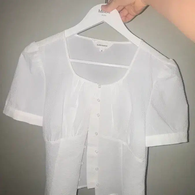 [BUNJANG] Nissom White Blouse (M Size) / 니썸 블라우스