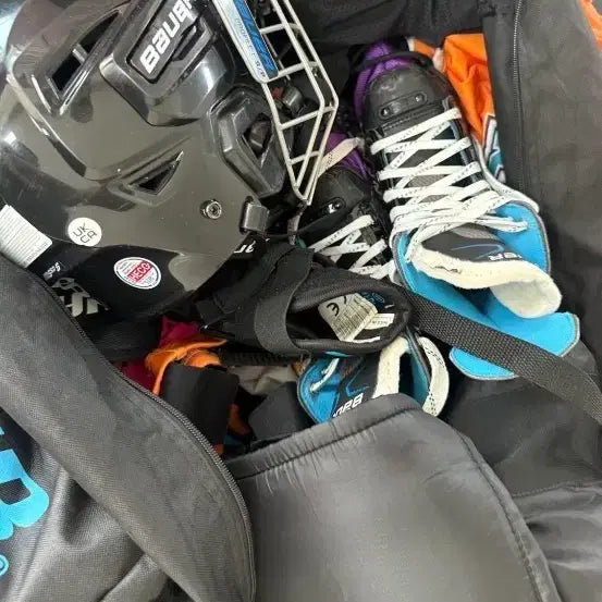 [BUNJANG] Kids Ice Hockey Full Equipment Set (Includes Skates) - Size 190 / 유아 아이스하키 장비 풀세트(스케이트포함)