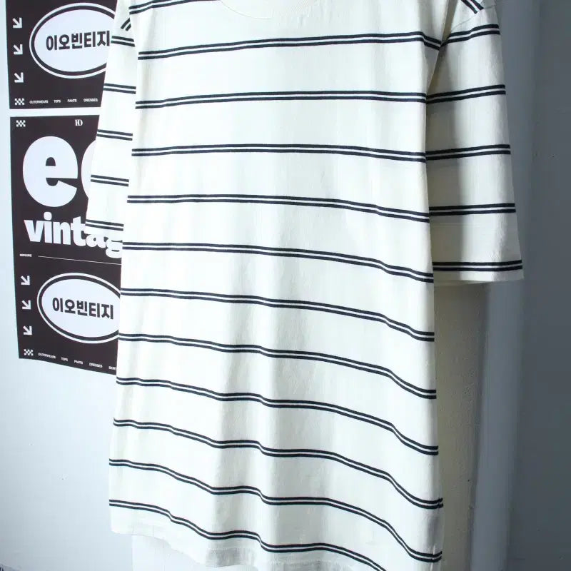 [BUNJANG] Uniqlo Striped T-Shirt (L-XL) / (L-XL) 유니클로 반팔 티셔츠 새상품 스트라이프 올드스쿨-H36911
