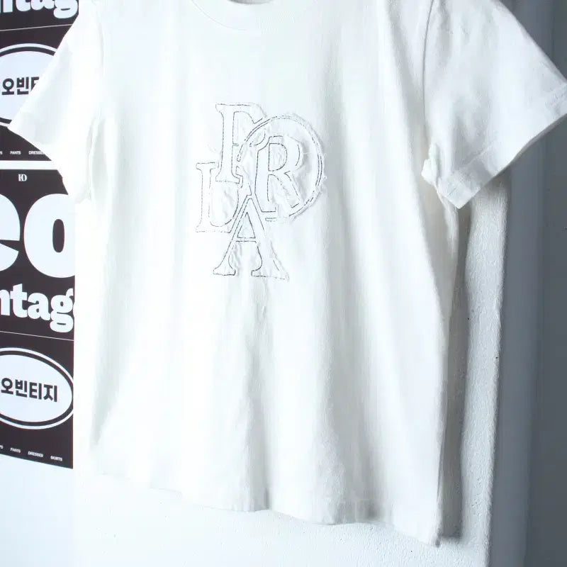 [BUNJANG] W.F. Brenda Big Logo T-Shirt White / W(F) 프렌다 반팔 티셔츠 빅로고 화이트 스트릿-H36917