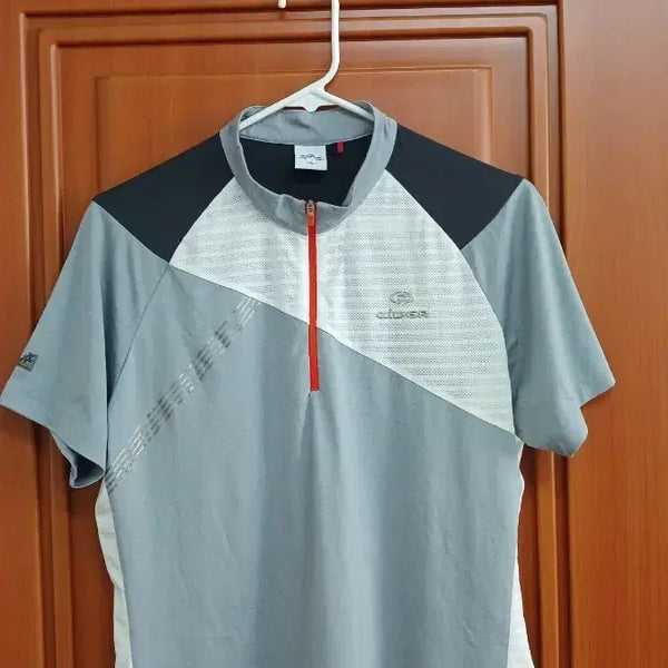 [BUNJANG] Adidas Functional Half-Sleeve T-Shirt Grey / 아디다스 반팔 기능성 티셔츠 그레이