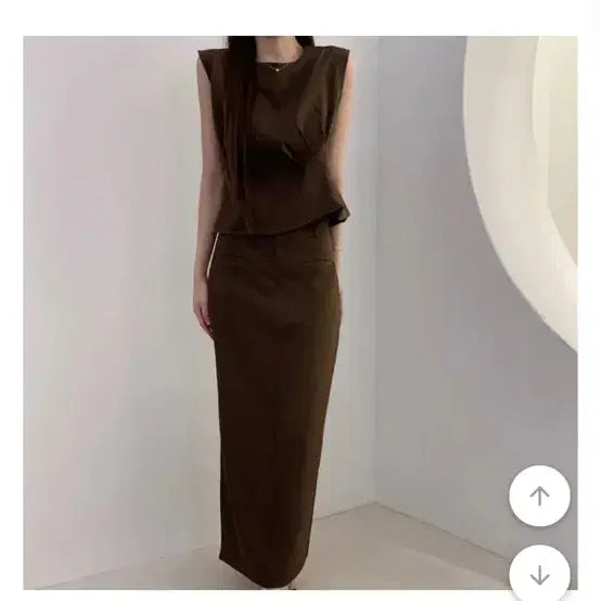 [BUNJANG] ChloeD Two-Piece Set: Pintuck Sleeveless Blouse and Long Skirt Set / 끌로에드 +투피스set+핀턱 나시 블라우스 롱 스커트 세트 원피스 셋업