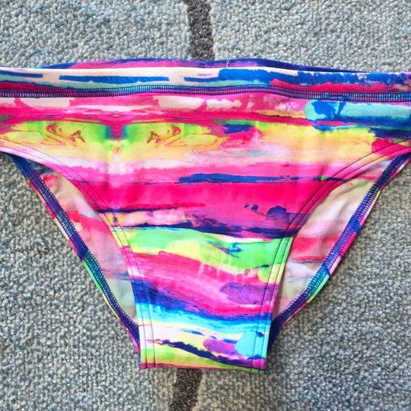 [BUNJANG] Funkita Briefs Swimsuit Size 28 / 펑키타 삼각(브리프) 28인치