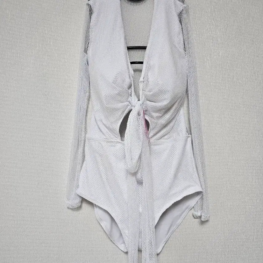 [BUNJANG] White Long Sleeve Monokini Swimsuit L / 화이트 롱슬리브 모노키니 수영복 L 새상붐