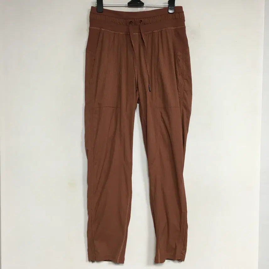 [BUNJANG] Lululemon Dance Studio Crop Pants 2 / 룰루레몬 댄스 스튜디오 크롭 팬츠 2