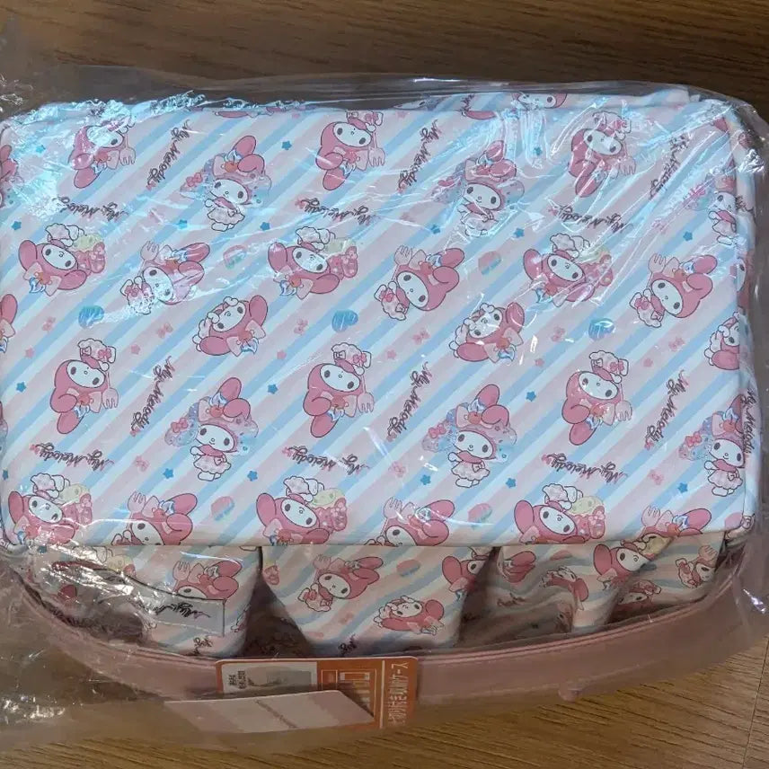 [BUNJANG] Sanrio My Melody Partitioned Storage Pouch / 산리오 아베일 마이멜로디 칸막이 손잡이 수납함 파우치