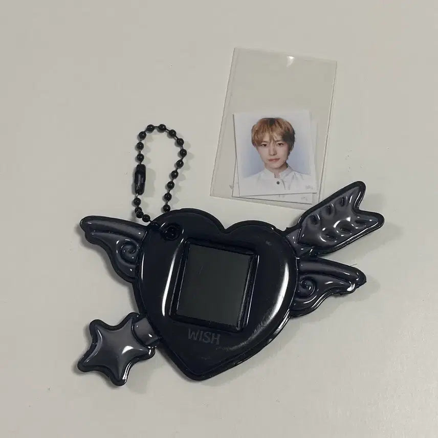 [BUNJANG] NCT WISH Yushi Mini ID Photocard Holder / [당일발송] 엔시티 위시 유우시 미니 아이디 포토홀더