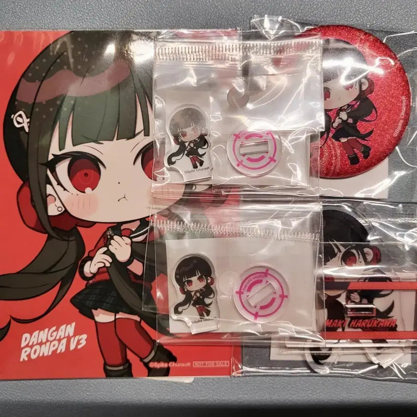 [BUNJANG] Danganronpa Haruka & Maki Kuji Can Badge, Acrylic Stand, Postcard Set / 단간론파 하루카와마키 쿠지 캔뱃지 아크릴스탠드 엽서