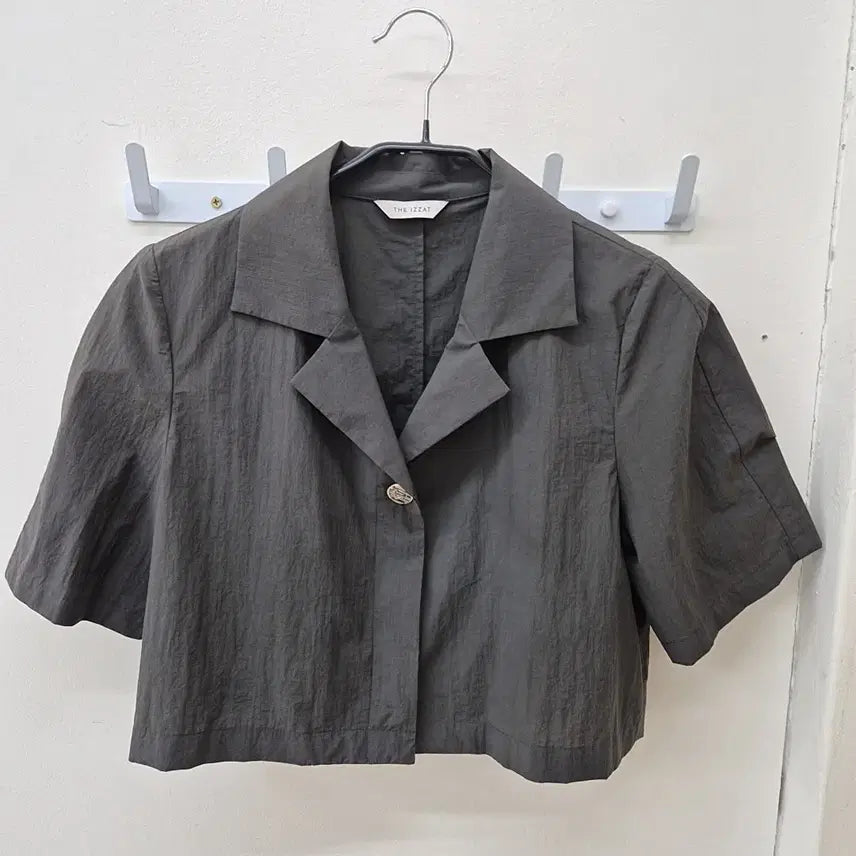 [BUNJANG] The Izzat Crop Jacket / 더 아이잗 크롭 자켓