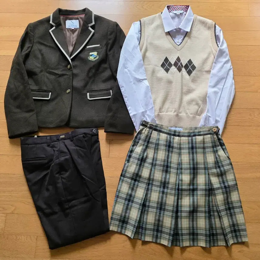 [BUNJANG] Jeonggak Middle School Spring/Winter Uniform Set / 예쁜 여자교복 춘추동계용 교복세트d28(인천 정각중)