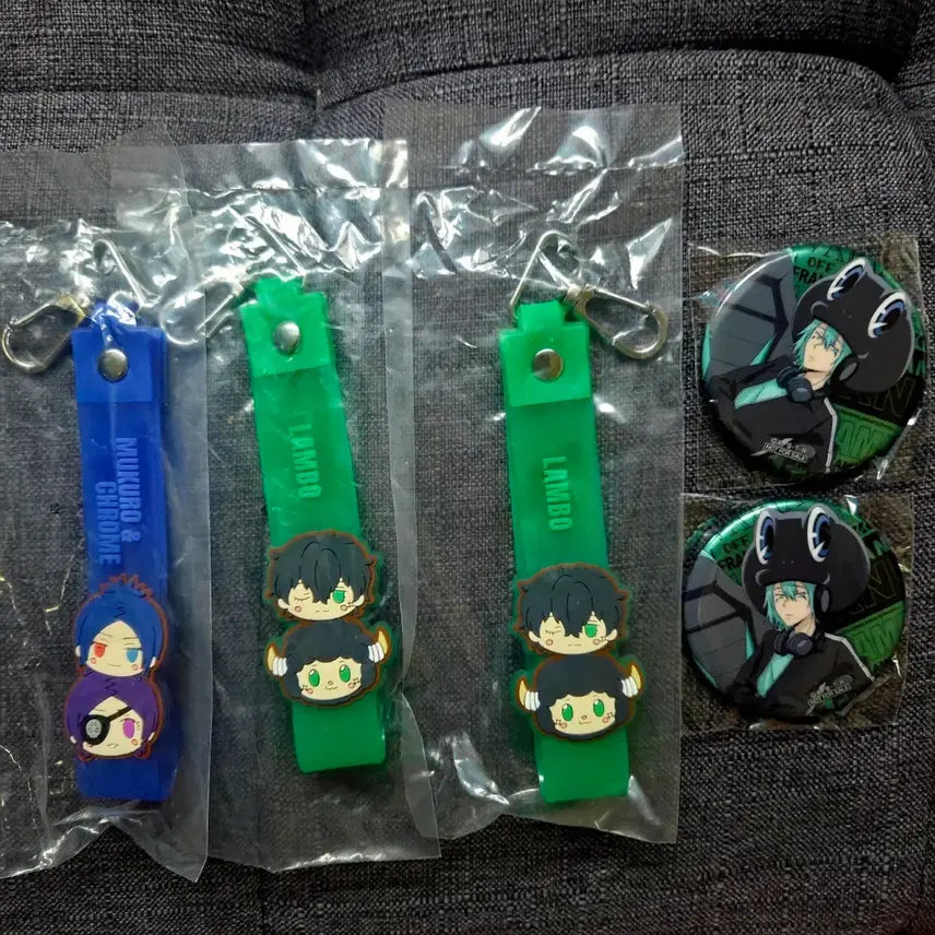 [BUNJANG] Katekyo Hitman Reborn! Mukuro & Chrome, Rambo Keychain and Fran Badge / 가히리 무쿠로&크롬, 람보 키링 프랑 뱃지 (각 2천원)