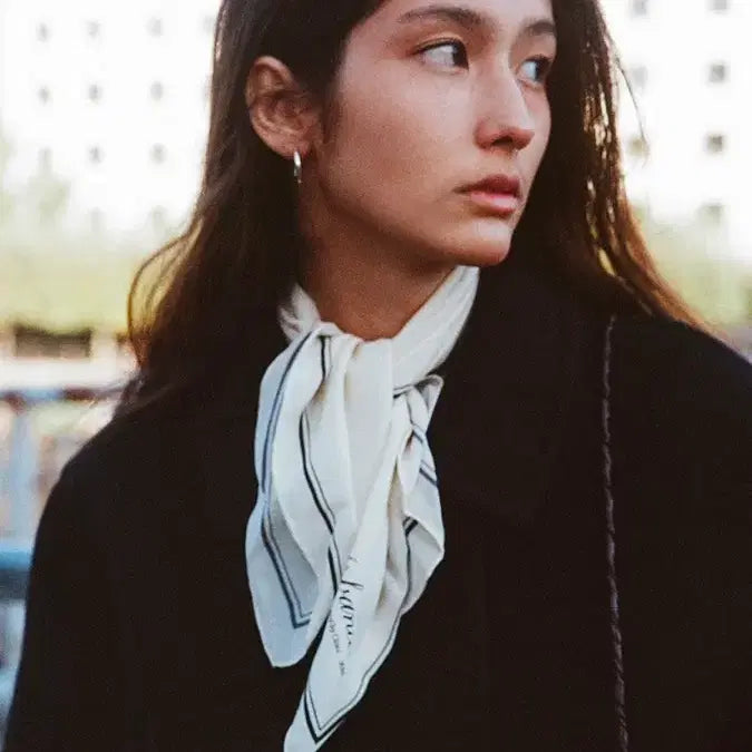 [BUNJANG] URBANIC30 Silk Scarf / 얼바닉30 실크스카프