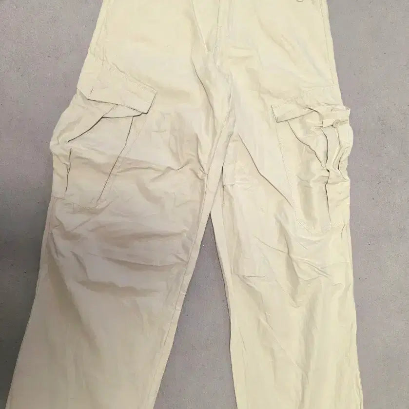 [BUNJANG] Adjustable Waist Wide Cargo Pants / 허리조절가능 와이드카고바지 s~m