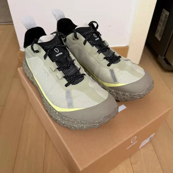 [BUNJANG] Noda 001A Calcite Running Shoes (US 12) / 노다 001A 칼사이트 (us 12)