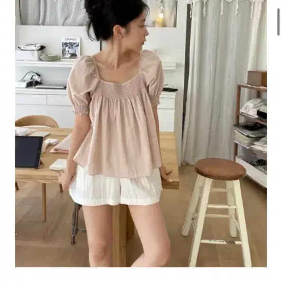 [BUNJANG] The Vague Smoke Blouse / 인더바즈 스모크 블라우스