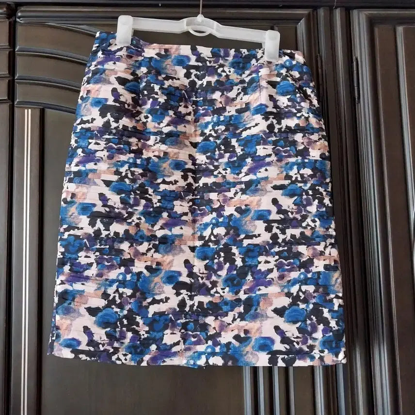 [BUNJANG] Floral Pattern Pencil Skirt / 플라워 패턴 펜슬 스커트