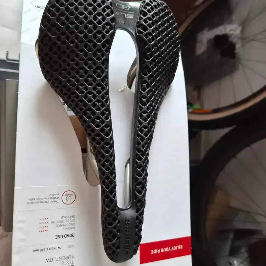 [BUNJANG] Selle Italia SLR Boost 3D Superflow Saddle / 셀레 이탈리아 SLR 부스트 3D 슈퍼플로우 안장